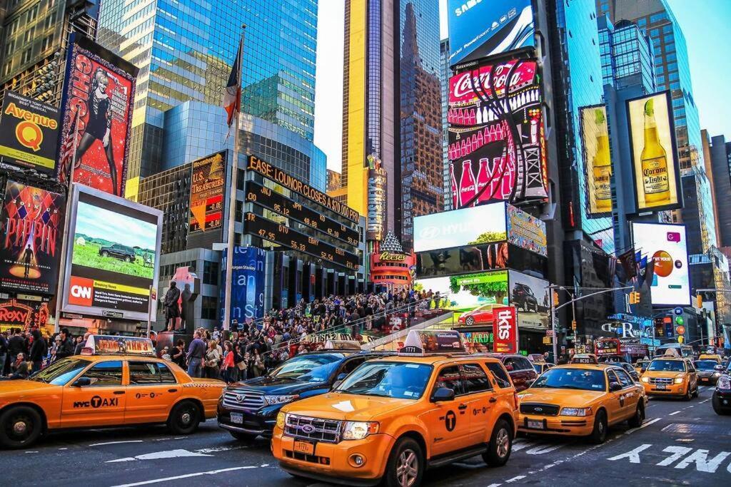 3 Bedrooms 2 Stops To Manhattan ニューヨーク エクステリア 写真